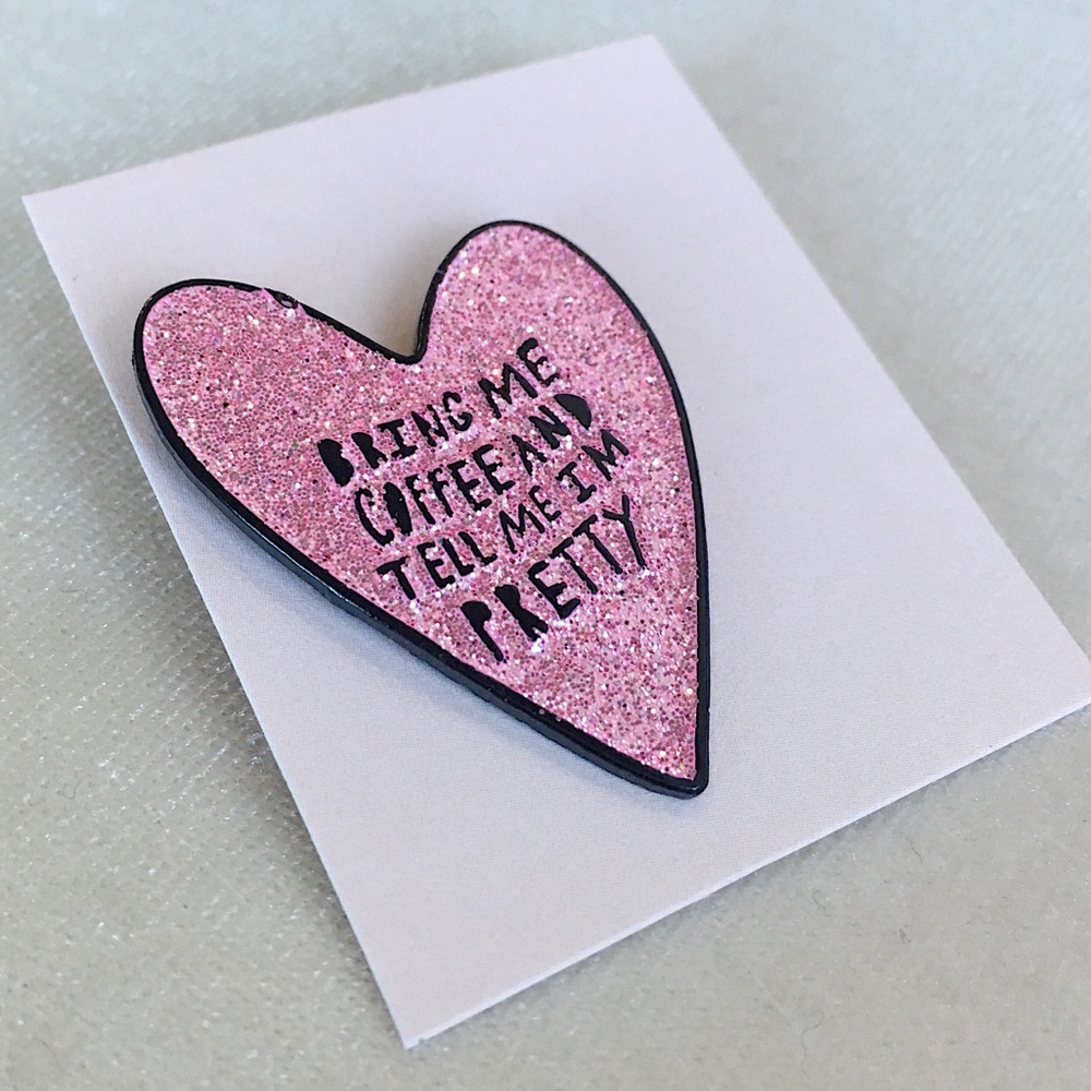 💗 Sparkly Heart Pin 💗 - Picture 2 of 4